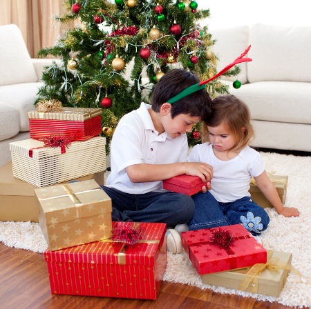 Варианты подарков ребенку на Новый год