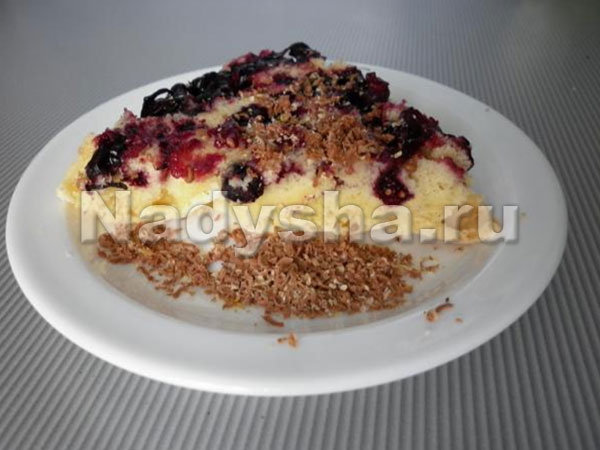 Пирог со смородиной - рецепт с фото