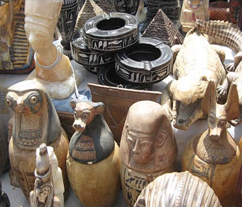 Какие сувениры привезти из Египта