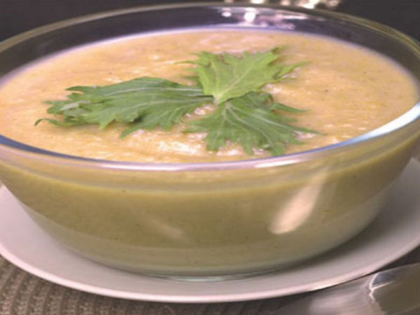 Суп-пюре из брокколи – первое блюдо из овощей