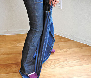Советы о том, как разносить джинсы в домашних условиях