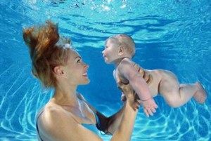 Эффективный метод укрепления здоровья малыша - плавание