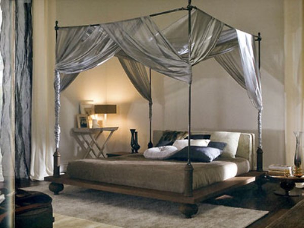 Кровать с балдахином – путешествие в средние века