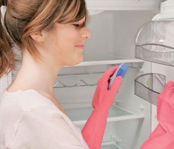 Как можно эффективно убрать царапины с холодильника